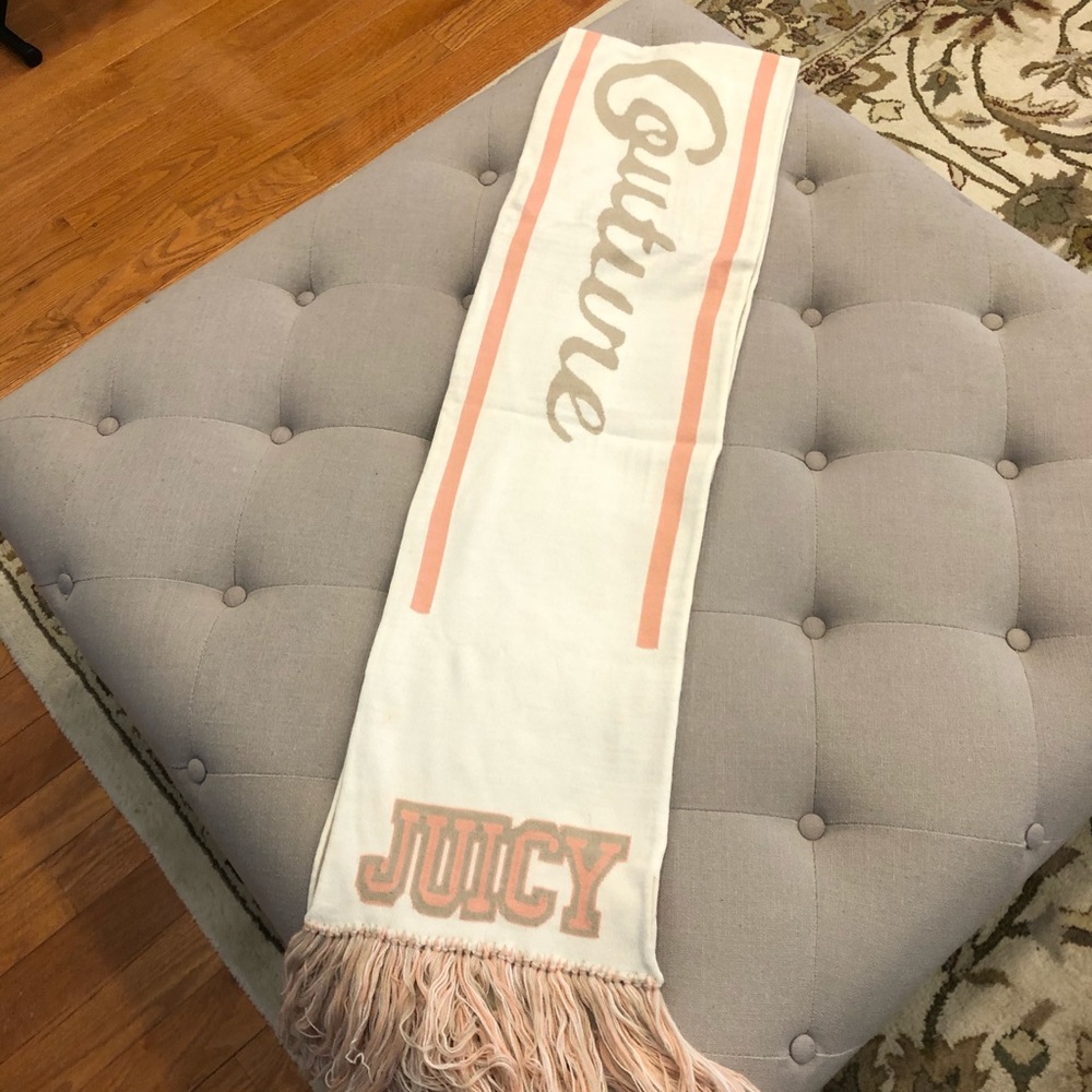 Juicy Couture “School of Couture” Scarf - Picture 3 of 6
